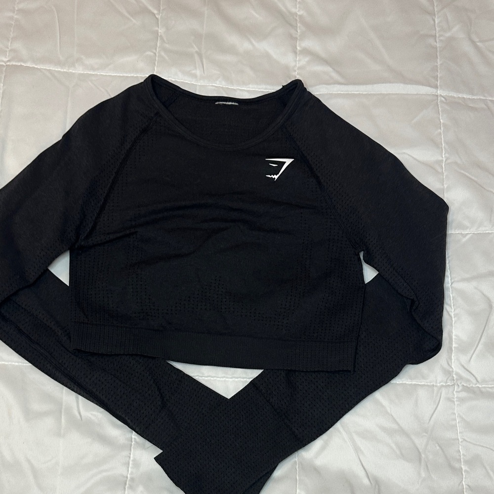 Gymshark Black Long Sleeve Crop Top Small